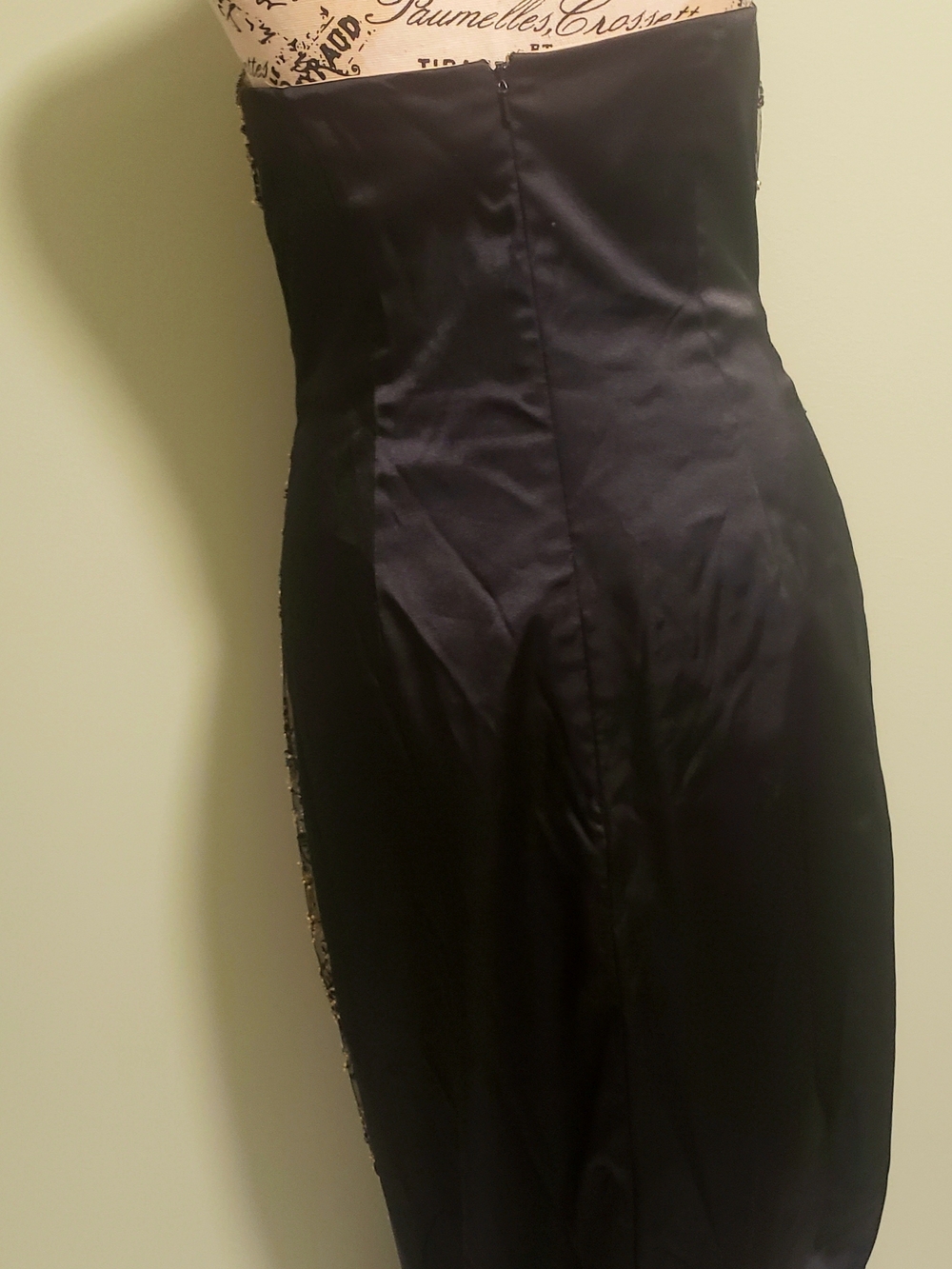 Y2K Gold and Black Beaded Strapless Evening Dress - Picture 6 of 7
